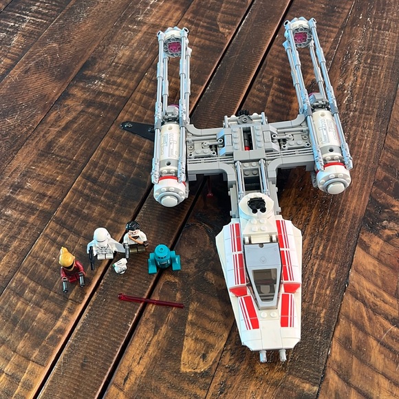 LEGO Resistance Y-wing Starfighter - Picture 1 of 2